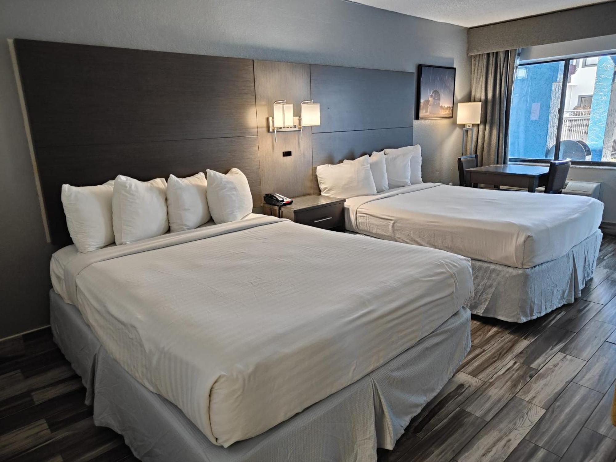 Baymont By Wyndham Orlando East Hotel Alafaya Exterior foto