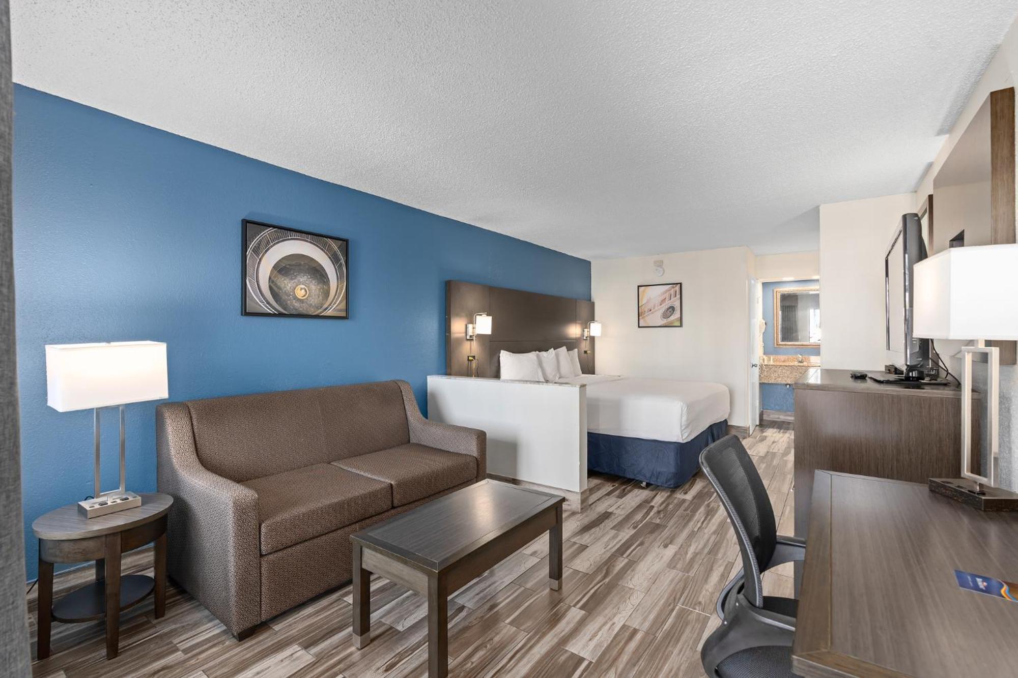 Baymont By Wyndham Orlando East Hotel Alafaya Exterior foto
