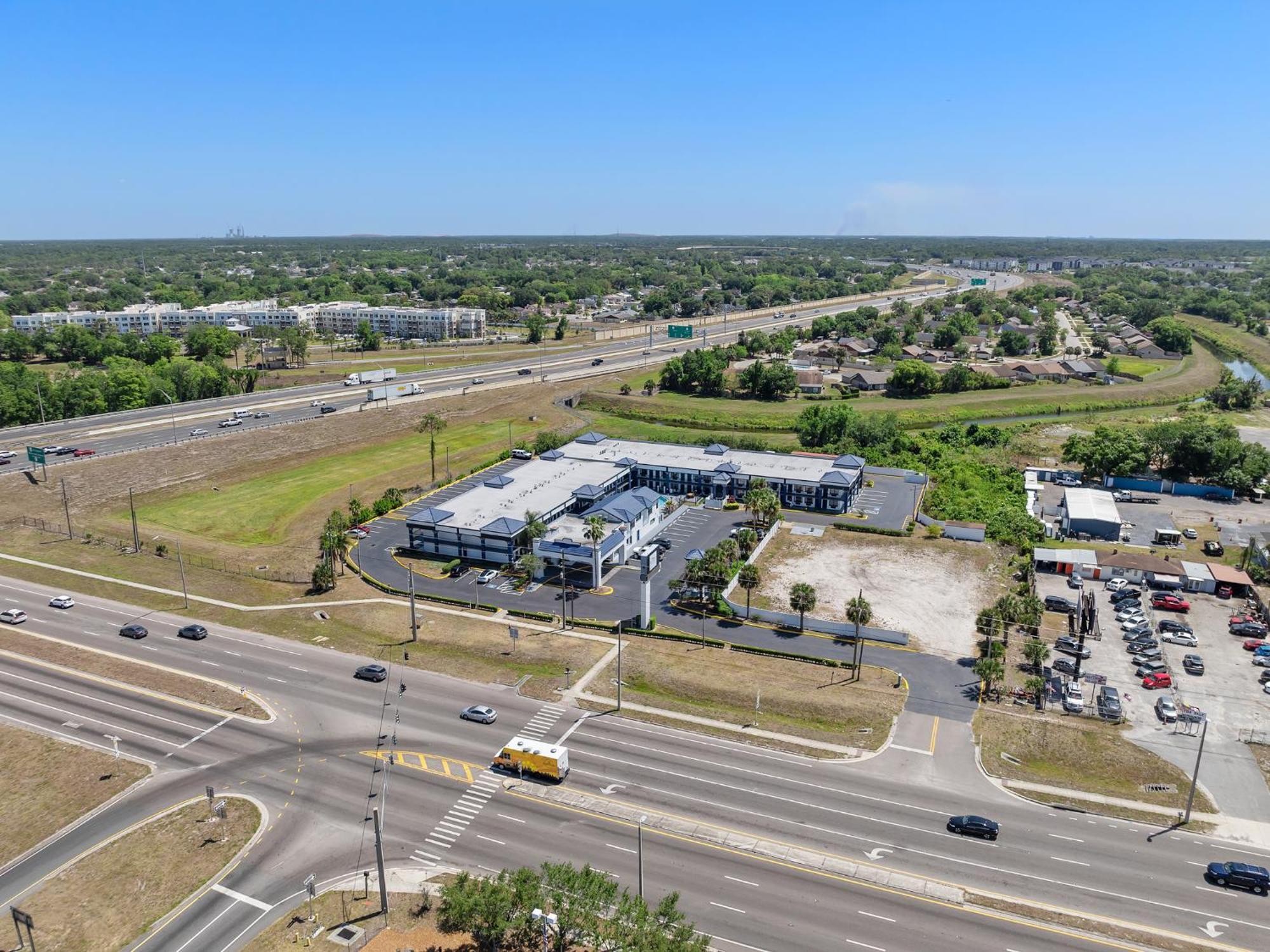 Baymont By Wyndham Orlando East Hotel Alafaya Exterior foto